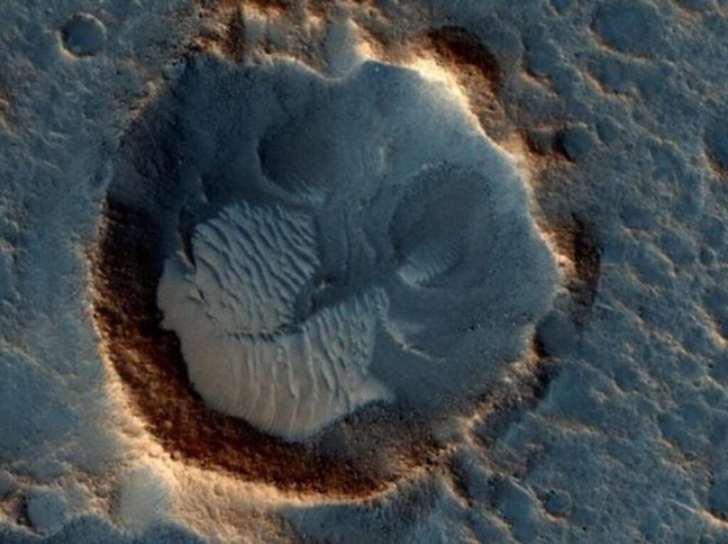 25 Pics Of Mars Surface Like You&#8217;ve Never Seen It Before
