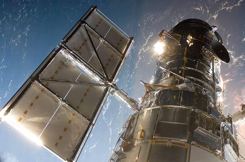 Hubble Just Shut Down and Is Fighting for Its Survival