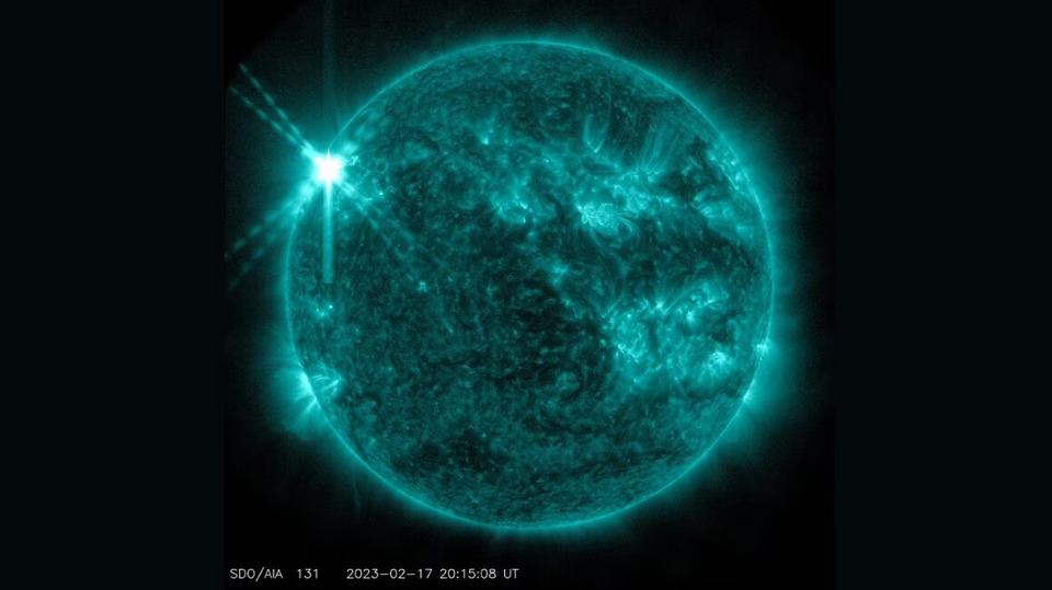 EXTREME solar flare eruption sparked BLACKOUTS, NASA said; Another solar storm coming? (Video)