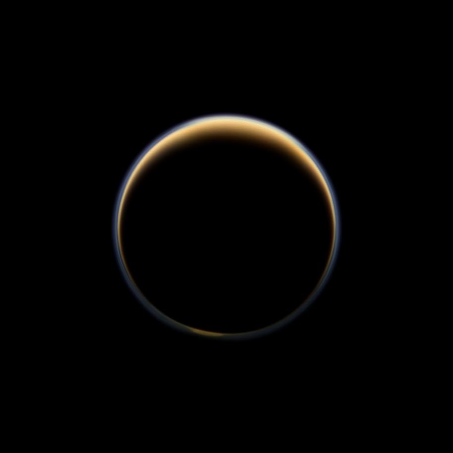 Exploring Saturn&#8217;s Fascinating Moon: Titan